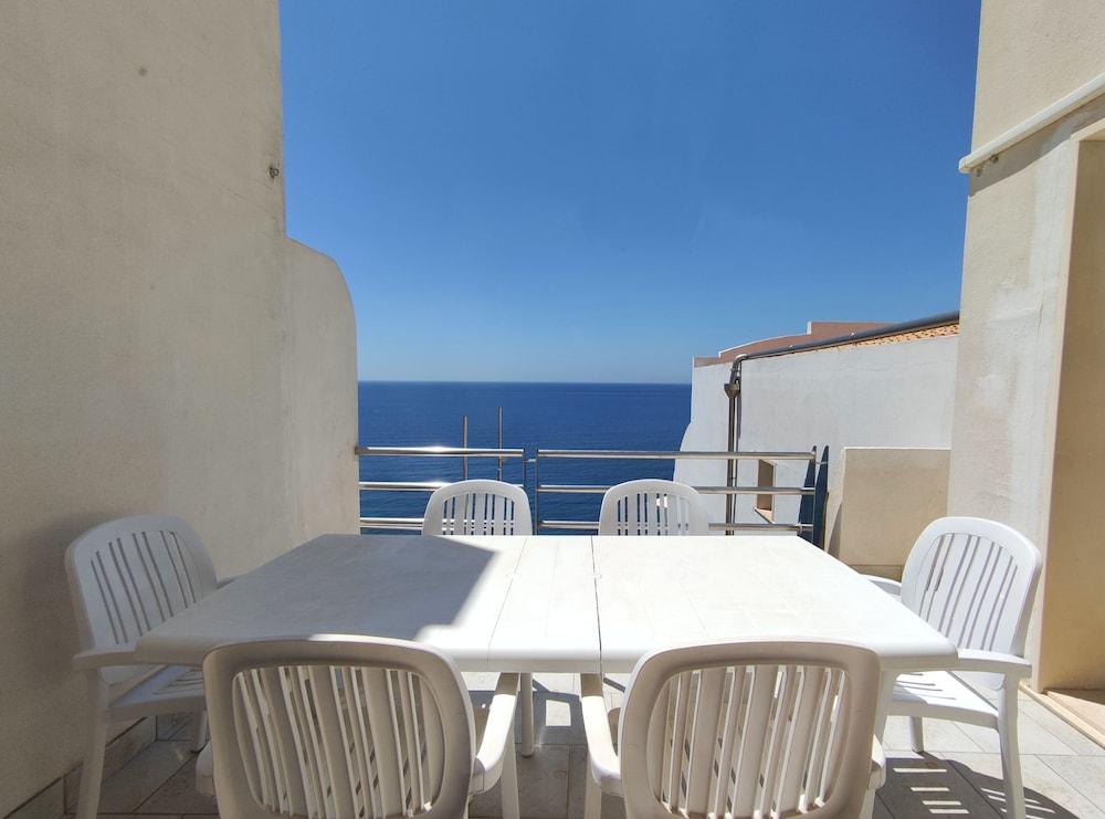 Aparthotel La Rosa Sul Mare Syrakus Exterior foto